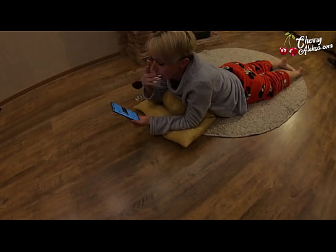 ❤️ Loira louca chupando uma pica enorme chupando e saltando sobre ela - Sexo Anal ️❌ Porno vídeo em porno pt-br.mysexgamer.ru ﹏